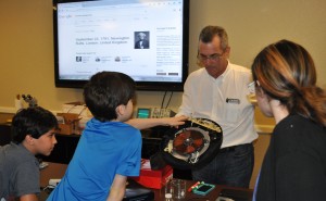 KU-Tampa Professor Hosts Summer Camp for Kids Serious About Learning Engineering While Having Fun
